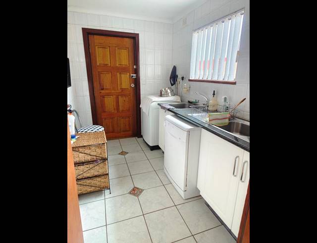 3 BEDROOM HOUSE FOR SALE IN KLIPPOORTJE